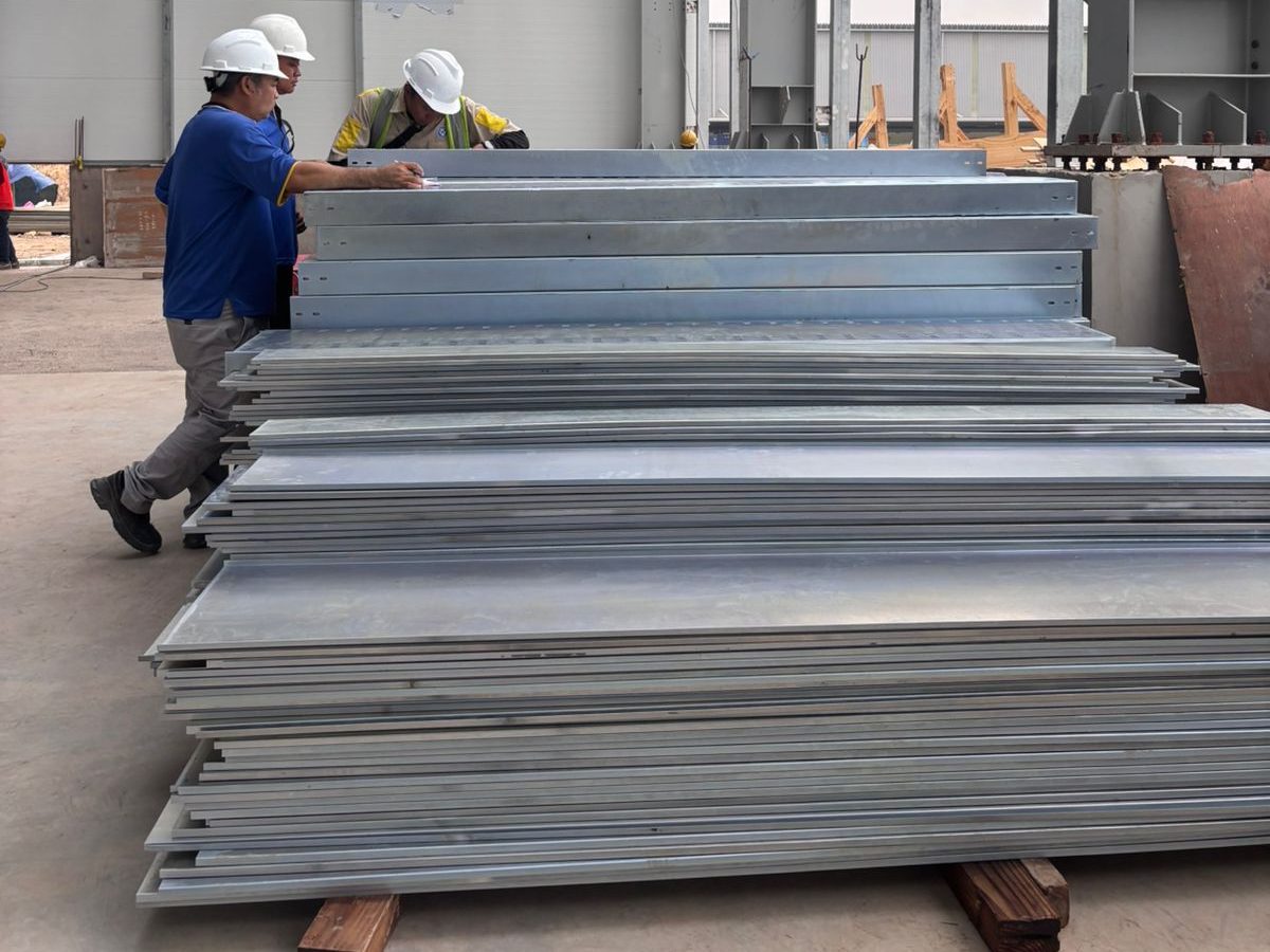 You are currently viewing Material Cable Tray Tahan Korosi yang Tepat Menentukan Umur Instalasi Kabel