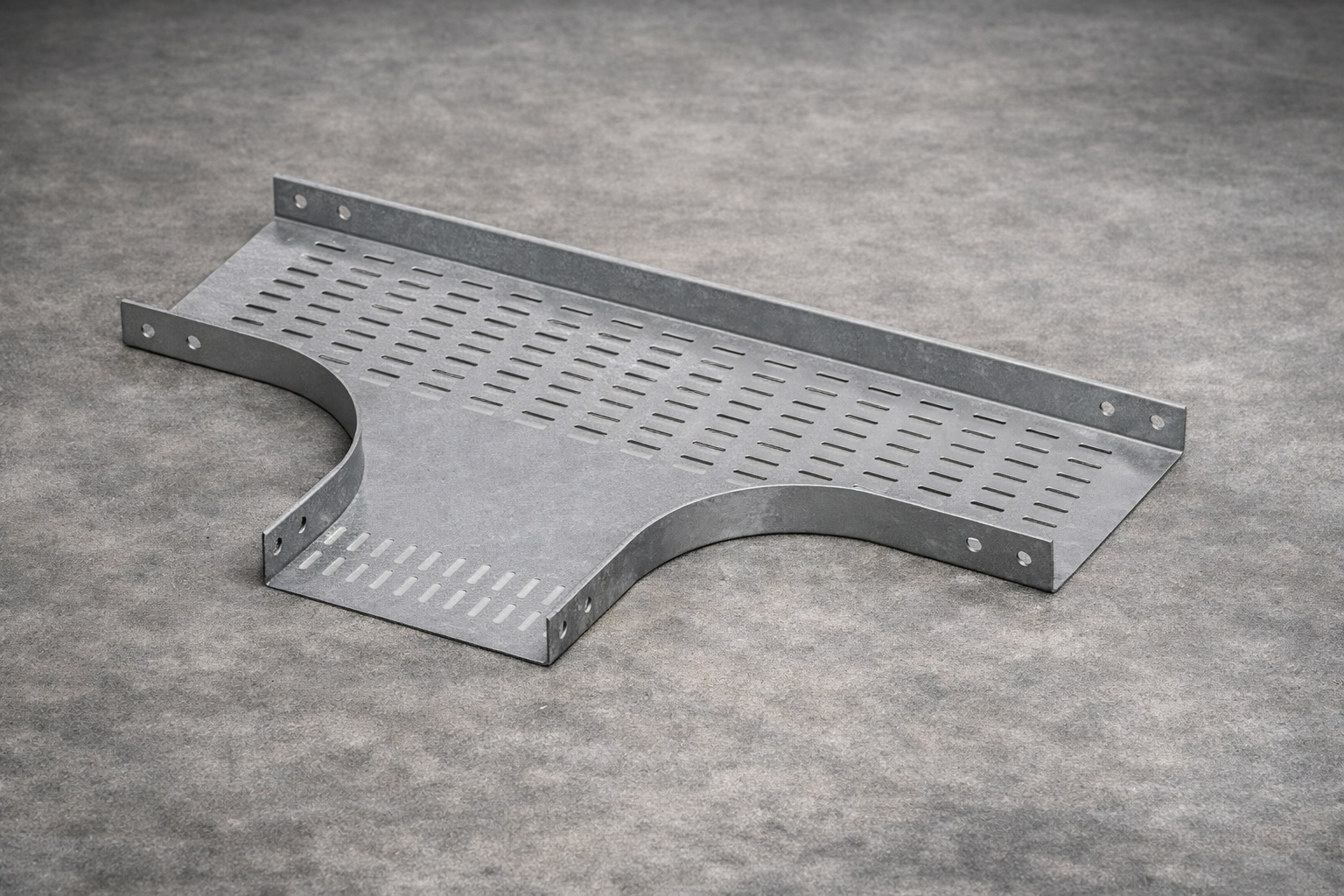 You are currently viewing Equal Tee Tray Andal untuk Distribusi Kabel Skala Besar