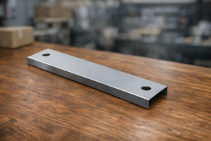 Read more about the article Optimalkan Sistem Penyangga Kabel dengan Hanger Beam Tray yang Presisi, Andal, dan Berstandar Industri